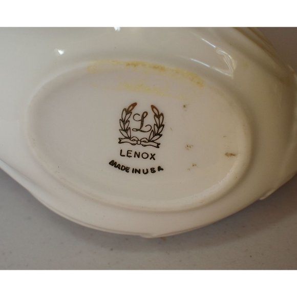 Vintage Set of (2) Lenox Gold Trim Swans Porcelain Trinket Candy Dish Figurine - Picture 8 of 12